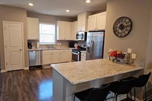 1673 Windigo Ln, Shakopee, MN 55379 - Photo 8