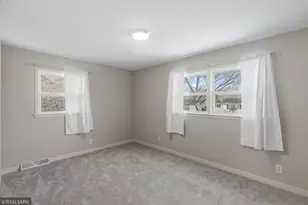 2308 16th Ave E, North Saint Paul, MN 55109 - Photo 10