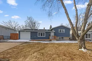 2308 16th Ave E, North Saint Paul, MN 55109 - Photo 2