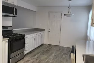 2308 16th Ave E, North Saint Paul, MN 55109 - Photo 4