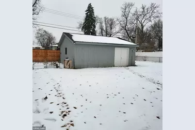 2308 16th Avenue E, North Saint Paul, MN 55109 - Photo 26