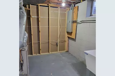 2308 16th Avenue E, North Saint Paul, MN 55109 - Photo 20