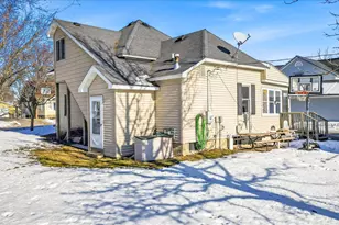 1140 Florence St, Baldwin, WI 54002 - Photo 26