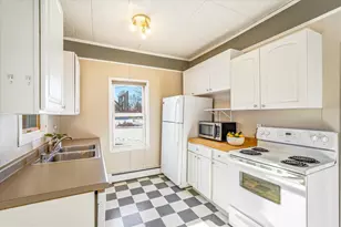 1140 Florence St, Baldwin, WI 54002 - Photo 4