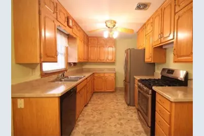 27 22nd Avenue S, Saint Cloud, MN 56301 - Photo 2