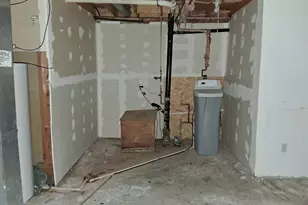 230 Spruce Dr E, Annandale, MN 55302 - Photo 16