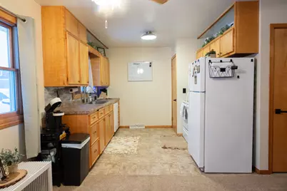 208 E 2nd Street, Adrian, MN 56110 - Photo 6