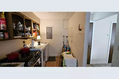 2407 Unity Avenue N, Golden Valley, MN 55422 - Photo 4