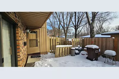 2407 Unity Avenue N, Golden Valley, MN 55422 - Photo 2