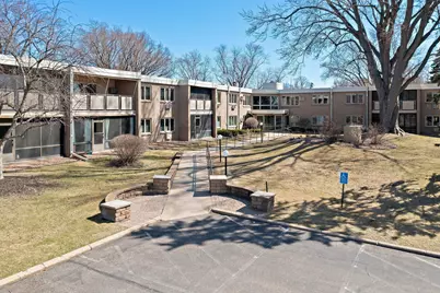 4380 Brookside Court #103, Edina, MN 55436 - Photo 18