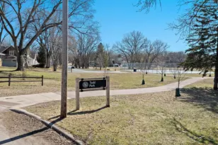 4380 Brookside Ct, Edina, MN 55436 - Photo 38