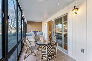 4380 Brookside Ct, Edina, MN 55436 - Photo 4