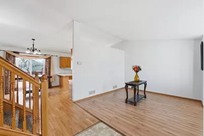 8824 Oregon Avenue N, Brooklyn Park, MN 55445 - Photo 6