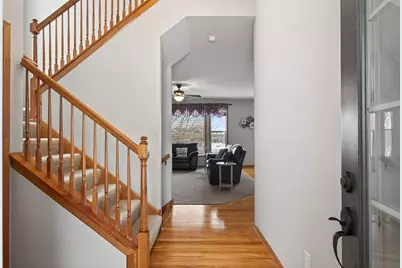 10025 Toledo Drive N, Brooklyn Park, MN 55443 - Photo 6