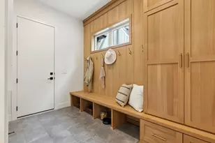 5805 Kellogg Ave, Edina, MN 55424 - Photo 8