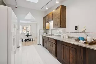 6066 Blake Ridge Rd, Edina, MN 55436 - Photo 10