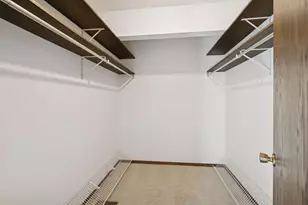 6066 Blake Ridge Rd, Edina, MN 55436 - Photo 16