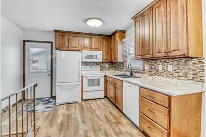 419 Brook Avenue, Moorhead, MN 56560 - Photo 6