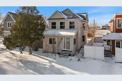 515 S 5th Avenue, Virginia, MN 55792 - Photo 1