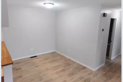 7670 13th Street N, Oakdale, MN 55128 - Photo 4