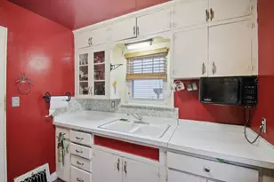 903 11th Ave SW, Austin, MN 55912 - Photo 10