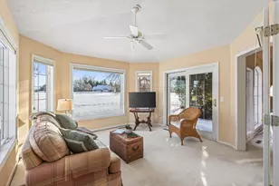 8810 Pointe Vista Dr, Victoria, MN 55386 - Photo 18