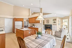 8810 Pointe Vista Dr, Victoria, MN 55386 - Photo 8