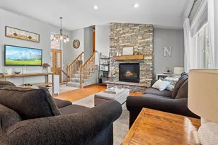 349 69th St N, Mahtomedi, MN 55115 - Photo 4