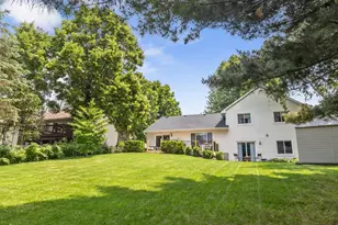 349 69th St N, Mahtomedi, MN 55115 - Photo 36