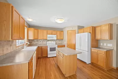 9405 214th Street W, Lakeville, MN 55044 - Photo 14