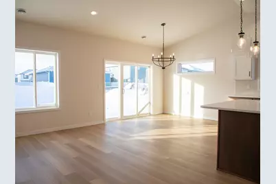 7361 26 Street S, Fargo, ND 58104 - Photo 8