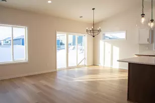 7361 26th St S, Fargo, ND 58104 - Photo 8