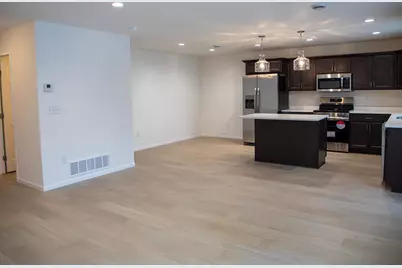 6738 Meadow View Drive S, Fargo, ND 58104 - Photo 4