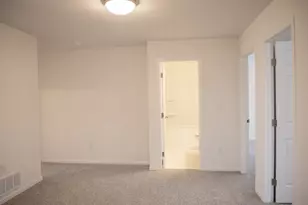 6738 Meadow View Dr S, Fargo, ND 58104 - Photo 8