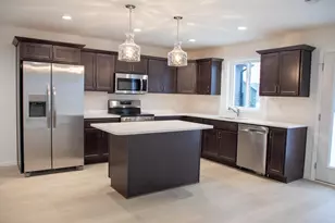 6738 Meadow View Dr S, Fargo, ND 58104 - Photo 2