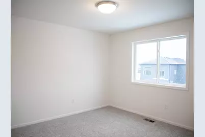 6738 Meadow View Drive S, Fargo, ND 58104 - Photo 12
