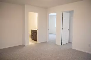 6738 Meadow View Dr S, Fargo, ND 58104 - Photo 10