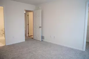 6738 Meadow View Dr S, Fargo, ND 58104 - Photo 16