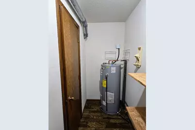 612 7th Street NE #6, Pipestone, MN 56164 - Photo 12