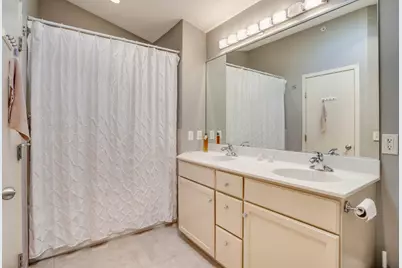 2212 Fremont Avenue S #5, Minneapolis, MN 55405 - Photo 12