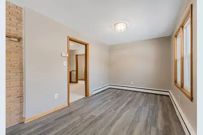 1305 4th Street SW, Austin, MN 55912 - Photo 8