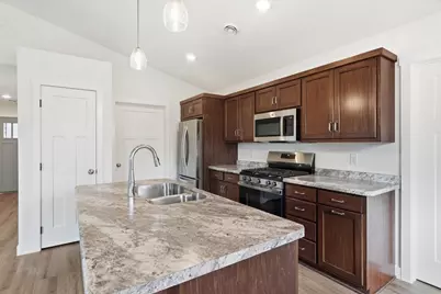 2675 Platinum Street, Saint Augusta, MN 56301 - Photo 4