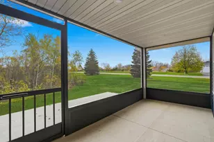 2675 Platinum St, Saint Augusta, MN 56301 - Photo 8