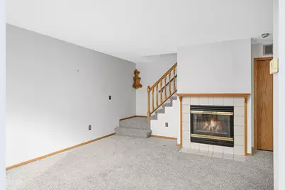 5345 Orleans Lane N #7, Plymouth, MN 55442 - Photo 4