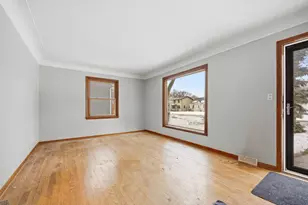 6921 Russell Ave S, Richfield, MN 55423 - Photo 4