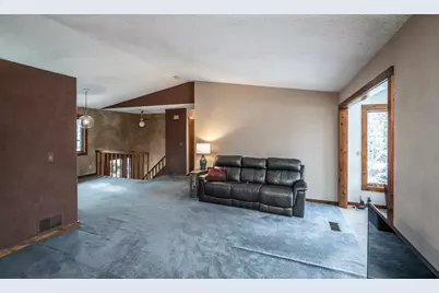 10512 Quebec Road, Bloomington, MN 55438 - Photo 16