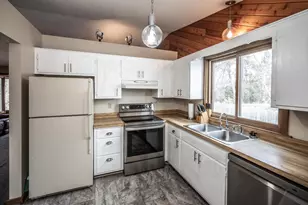 10512 Quebec Rd, Bloomington, MN 55438 - Photo 14