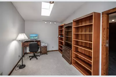 10512 Quebec Road, Bloomington, MN 55438 - Photo 18