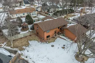 10512 Quebec Rd, Bloomington, MN 55438 - Photo 2