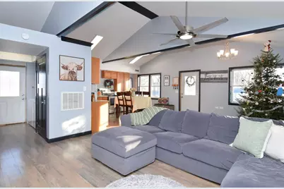 285 Pokegama Avenue W, Henriette, MN 55036 - Photo 2